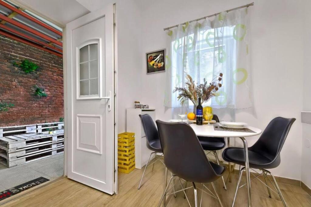 Appartement One Downtown à Zagreb Extérieur photo